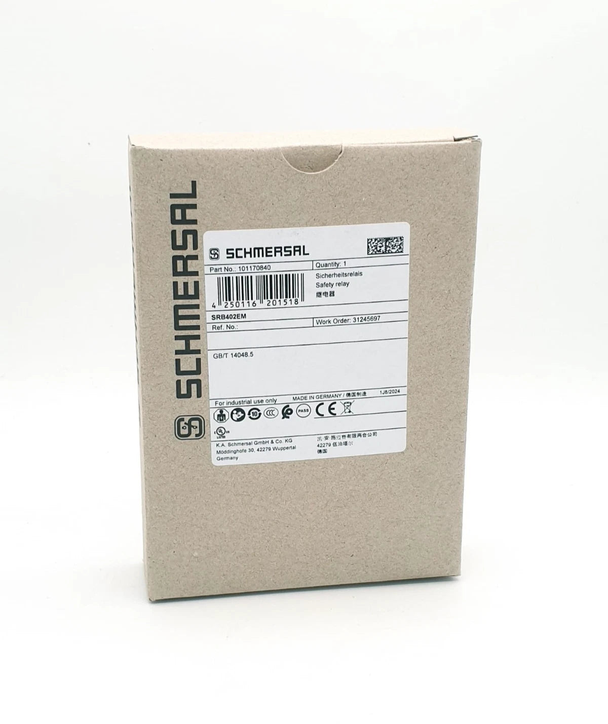 Schmersal 101170840 SRB402EM Ausgangserweiterung in original packaging, showing product specifications and labels on the box.