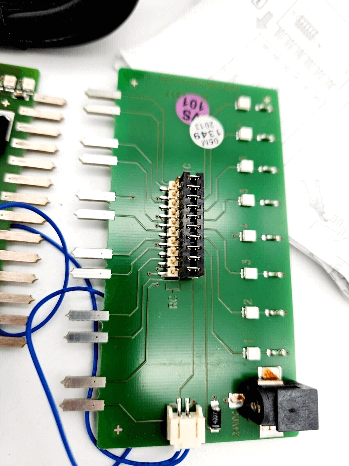 Eaton / Moeller 256278 EASY800-DC-SIM DC-Simulator für Steuerrelais, close-up of digital input simulation board