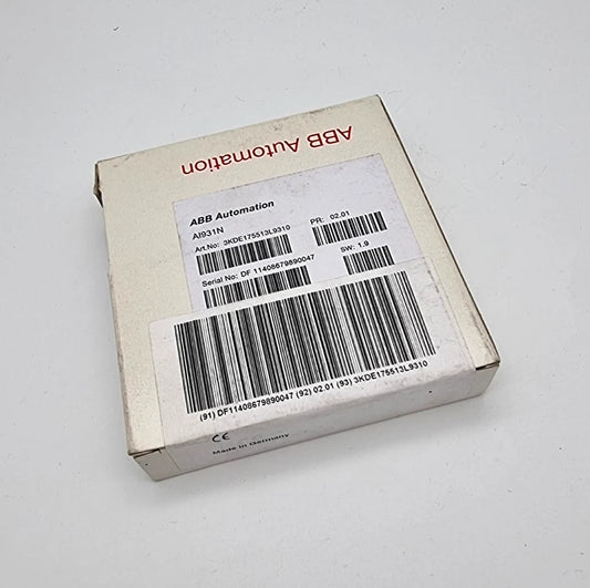 ABB AI931N 3KDE175513L9310 Analoger Eingang AI4H | sealed box with label showing product details.
