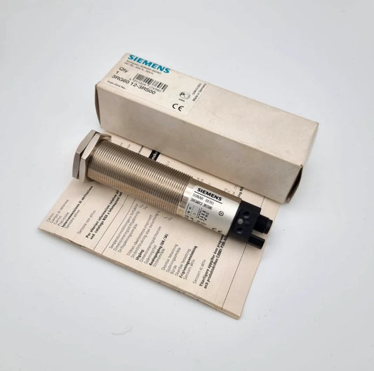 Siemens 3RG6012-3RS00 SIMATIC PXS310 Sonarsensor Kompaktreihe M30, new and original packaging displayed with brochure.
