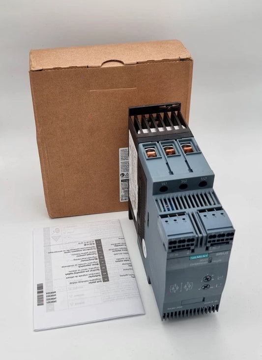 Siemens 3RW3037-2BB04 SIRIUS Sanftstarter S2 63 A in original packaging with technical sheet.