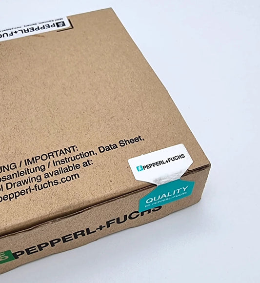 Pepperl+Fuchs 203351 KFD2-SR2-EX1.W.LB Schaltverstärker | sealed packaging box close-up view
