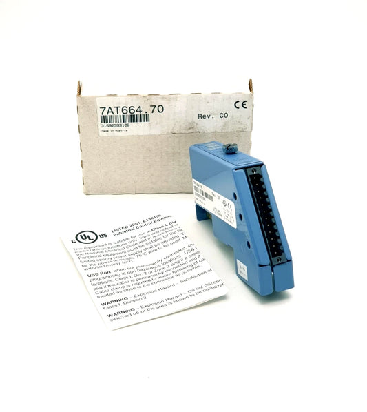 B&R 7AT664.70 Analog-Eingangsmodul (Thermoelemente) 4 Kanäle in original packaging with instruction manual.