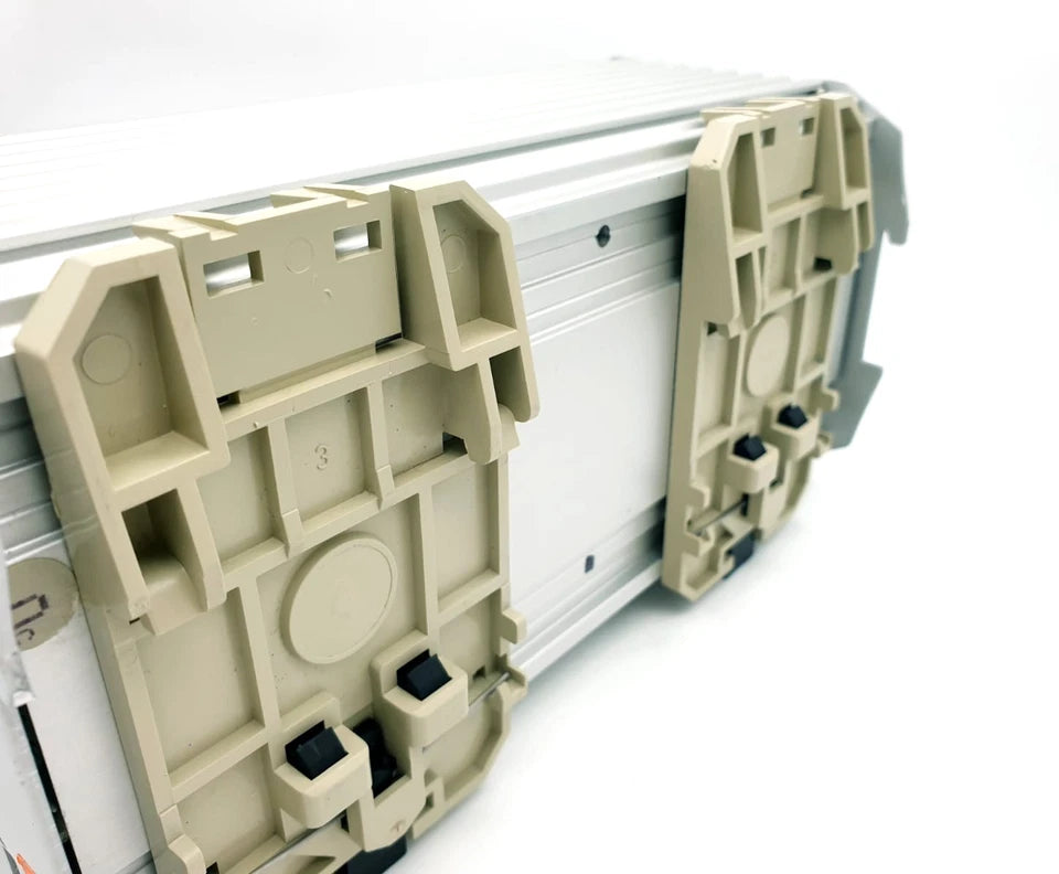 Moeller 16910 PS3 - AC V1.7 Programmierbare Steuerung PS3, close-up view of the casing with connectors.