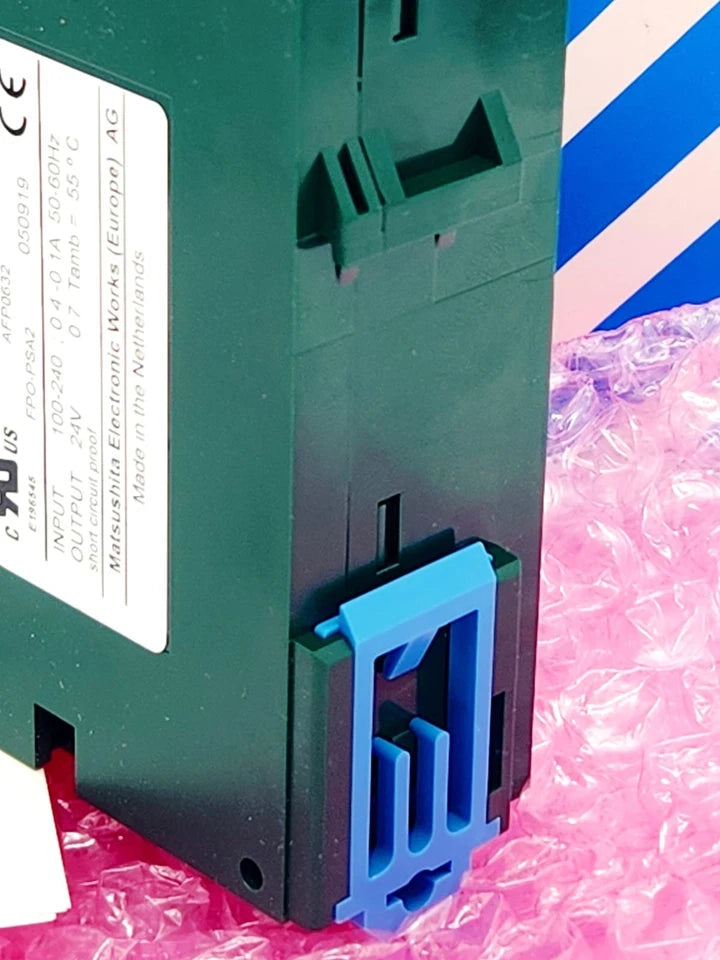 Matsushita Nais FP0-PSA2 Netzteilmodul für FP0-Serie displayed on protective pink packaging