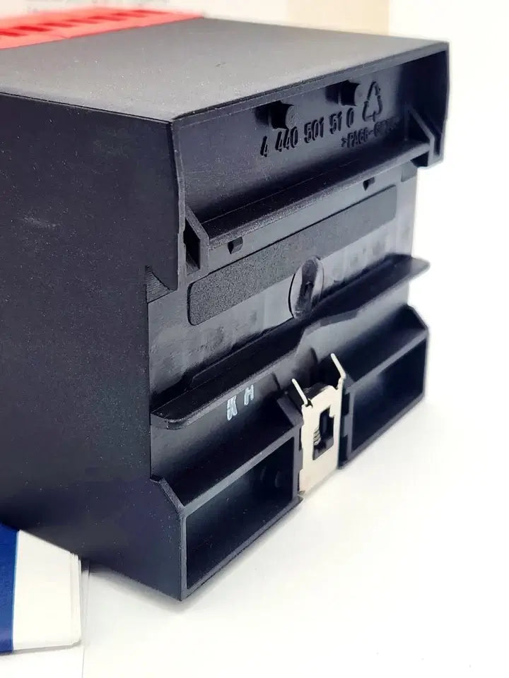 Close-up of Telemecanique XPSAM5140 safety relay device for emergency stop monitoring, model 072402, shown in new condition.