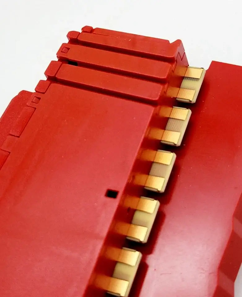 Close-up of B&R X20AP3131 Energie- und Leistungsmessmodul für Stromwandler 3-Phasen 0xC9DC, showing connectors on red casing.