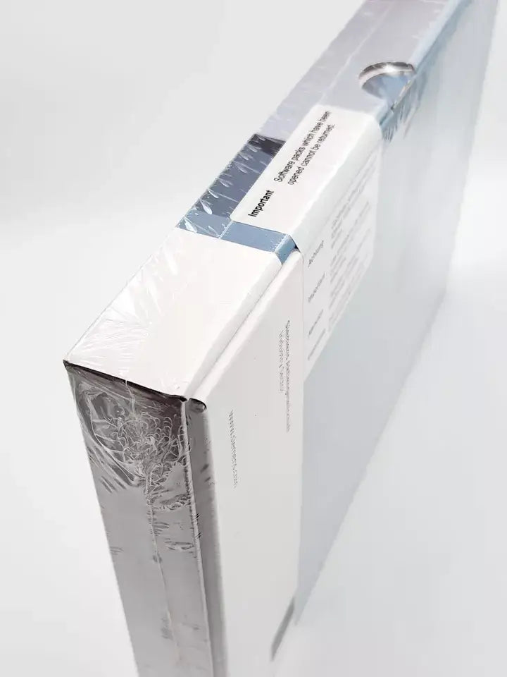 Sealed packaging of Siemens 6ES7822-0AA03-0YE5 SIMATIC STEP 7 Basic V13 SP1 software, unopened and original.