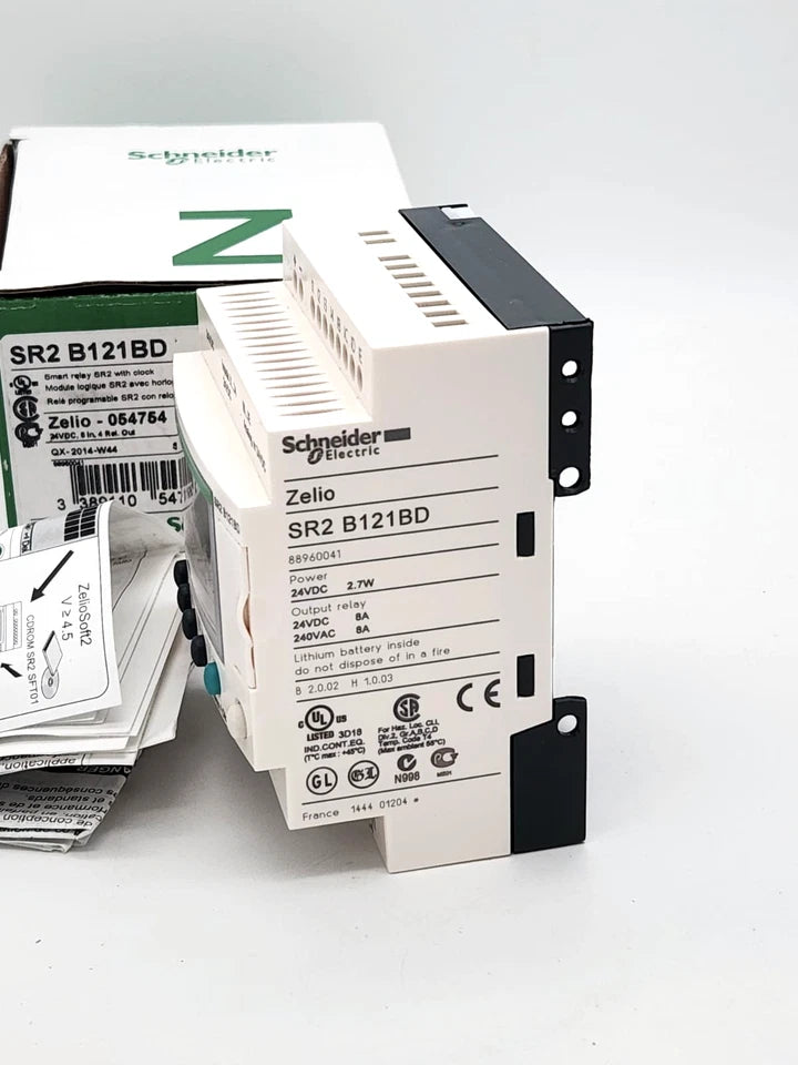 Schneider Electric SR2B121BD SPS-Steuerrelais Zelio SR2 B121BD 12 E/A 24 VDC with original packaging and specifications shown.