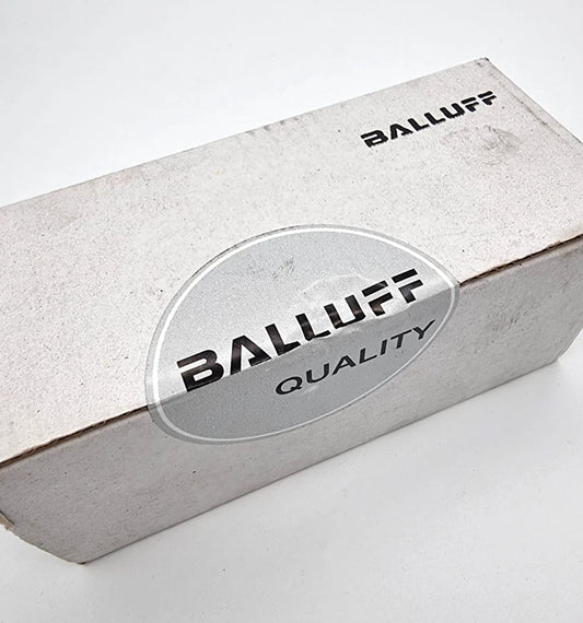 Box containing Balluff BIC0009 BIC 1I3-P2A50-M30MI3-SM4ACA Induktive Koppler | sealed, featuring Balluff logo