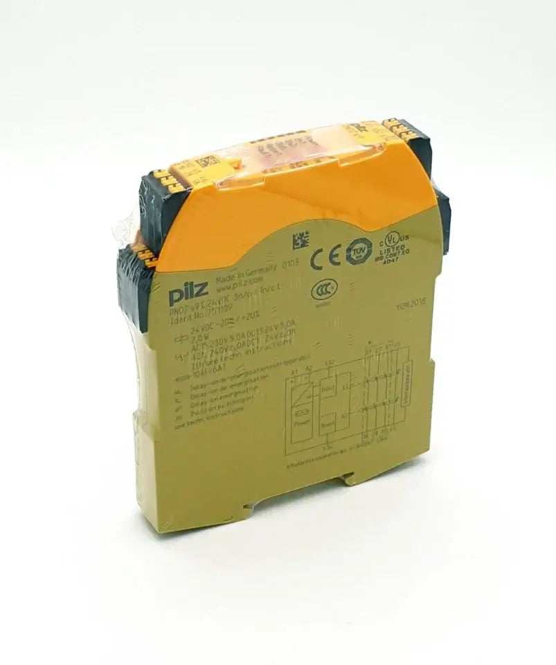 Pilz 751109 PNOZ s9 C Sicherheitsschaltgerät 24VDC 3 n/o t 1 n/c t | sealed, original packaging, new safety relay