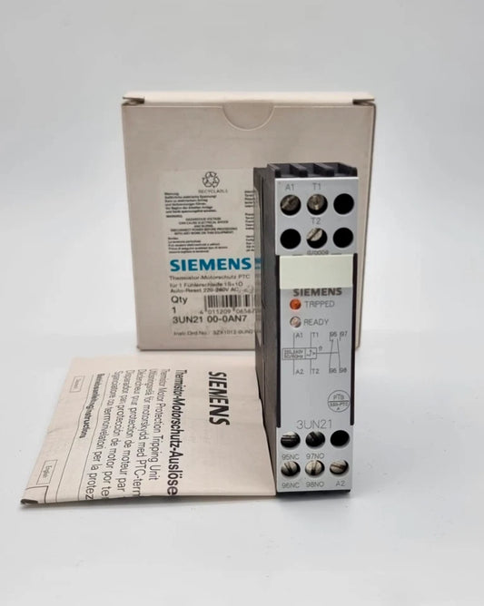 Siemens 3UN2100-0AN7 Kaltleiter-Auslösegerät 1S+1OE AC 220...240V in packaging, includes manual and boxed unit.