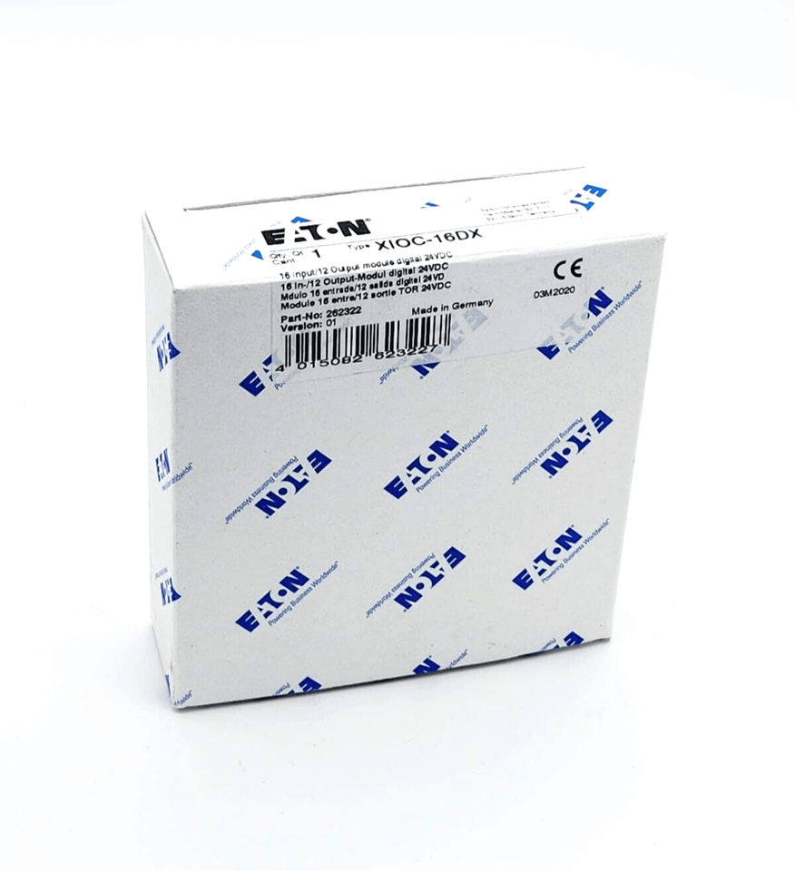 Eaton 262322 XIOC-16DX digital I/O module packaging for XC100/200, 24VDC, Germany.
