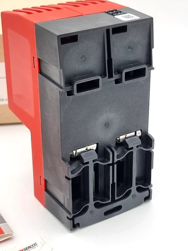 Hilscher 1712.100 NT100-RE-RS Gateway Real-Time-Ethernet nach Modbus RTU industrial device, new and original packaging.