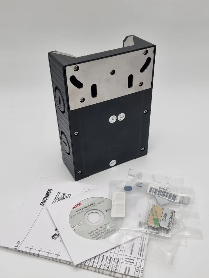 Euchner 110545 MGB-L2-APA-AA6A1-S3-L-110545 Zuhaltemodul with accessories and manuals