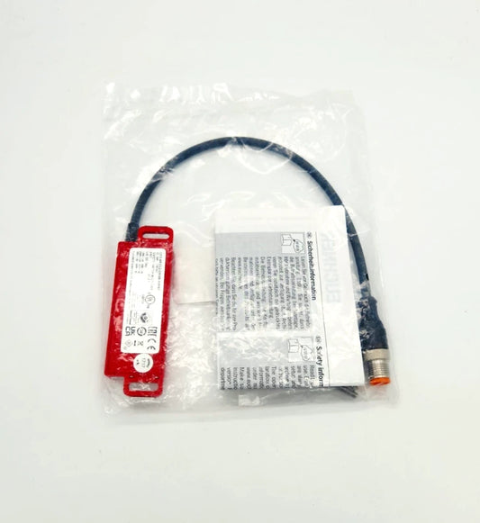 Euchner 109167 Sicherheitsschalter CES-AP-CL2-CH-SB-109167 | sealed electronic safety switch in original packaging.