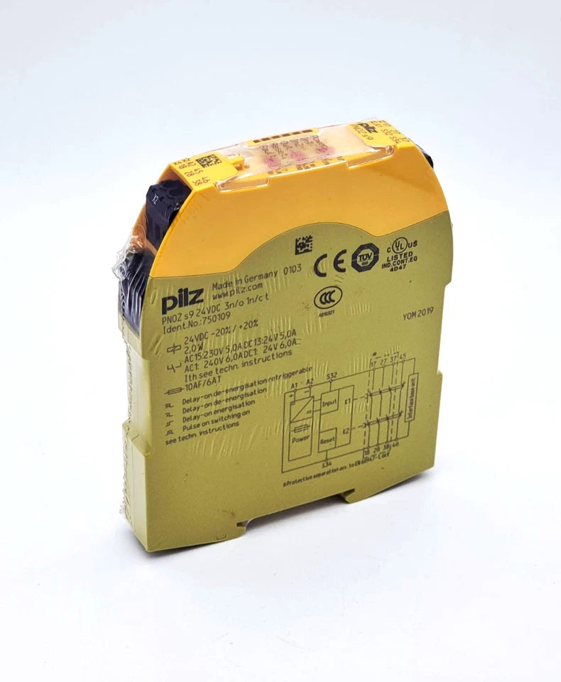 Pilz 750109 PNOZ s9 Sicherheitsschaltgerät 24VDC 3 n/o t 1 n/c t | sealed, original packaging, safety relay device.