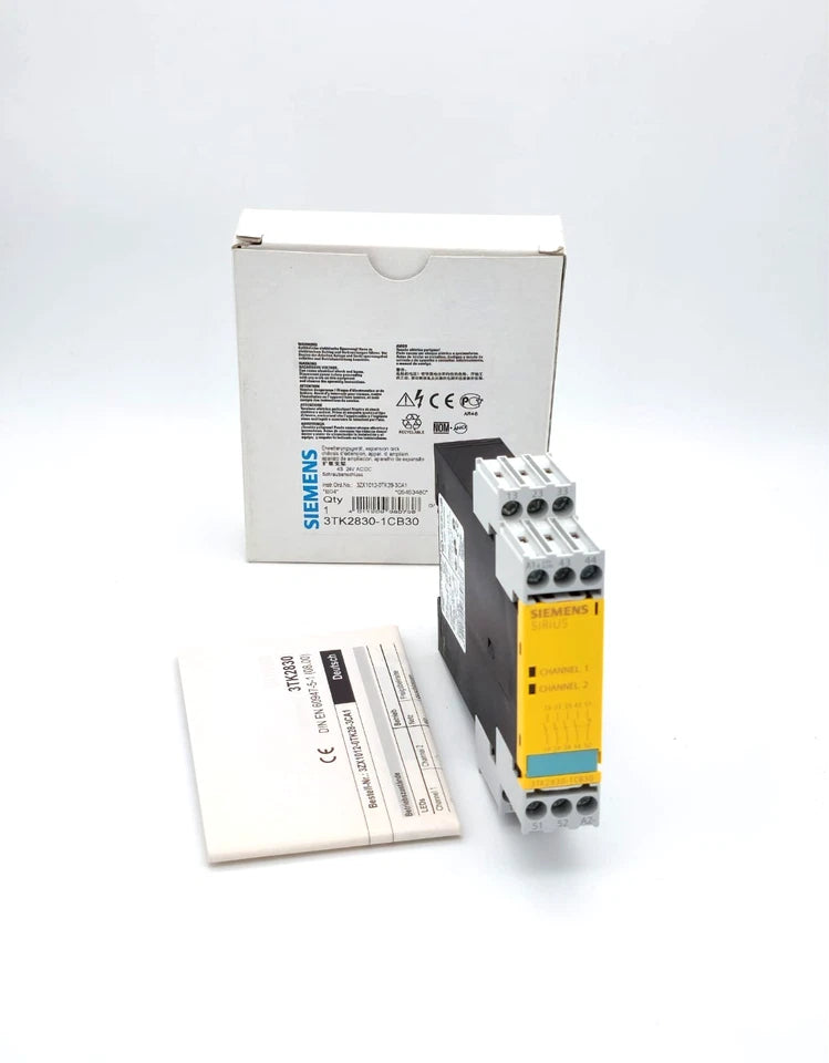 Siemens 3TK2830-1CB30 SIRIUS Sicherheitsschaltgerät AC/DC 24 V with packaging and manual in new condition
