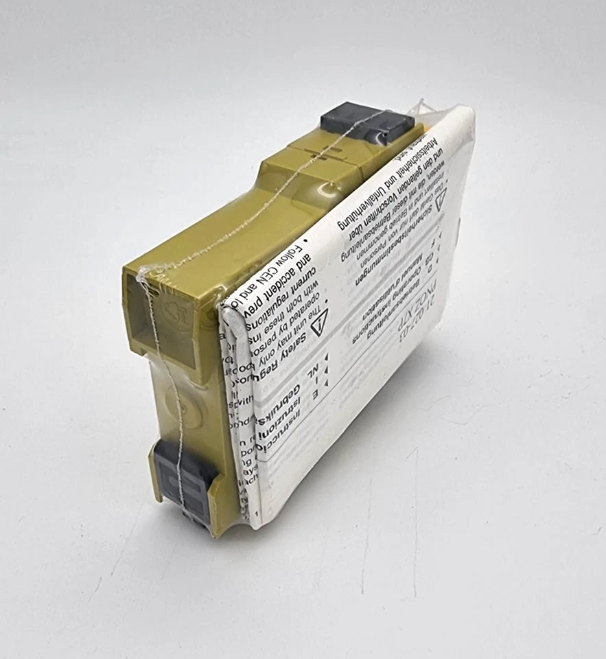 Pilz 777056 PNOZ X7P Sicherheitsschaltgerät 230-240VAC 2n/o | sealed in original packaging