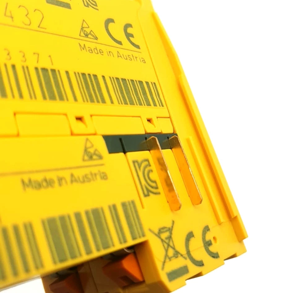 B&R X20SC2432 Safe Mixed Module 24 VDC 0xA7A4 with CE and KC markings, close-up of yellow casing showing certifications.