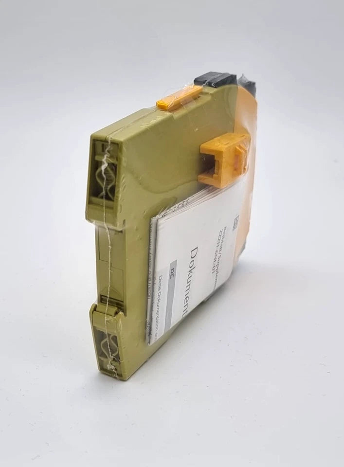 Pilz 751108 PNOZ s8 C Kontakterweiterung 24VDC 2 n/o | sealed in original packaging, showing side view with documentation included.