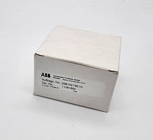 Verpackung des ABB TTH300-E1 Temperatur-Messumformers in Originalkarton, ausgeliefert von Automation Products GmbH.