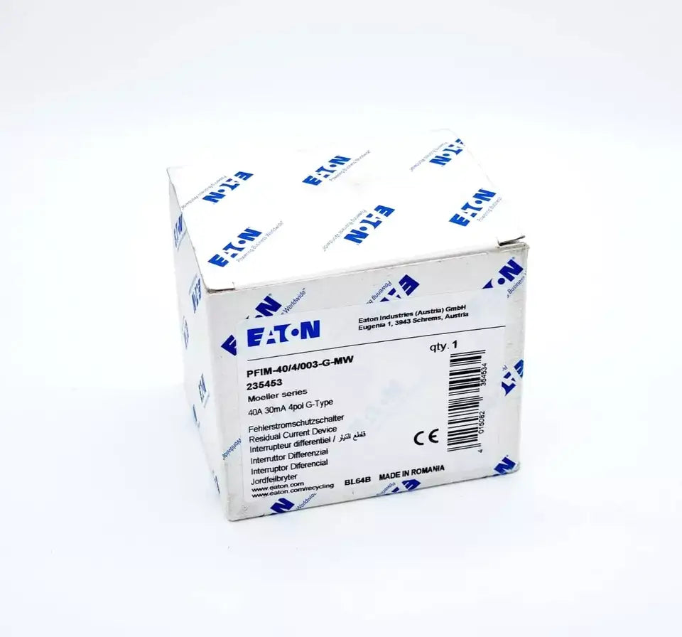 Box of Eaton 235453 PFIM-40/4/003-G-MW Fehlerstromschutzschalter 40A 4p 30mA Typ G with product labeling visible