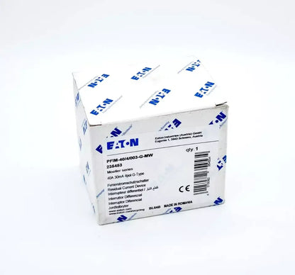 Box of Eaton 235453 PFIM-40/4/003-G-MW Fehlerstromschutzschalter 40A 4p 30mA Typ G with product labeling visible