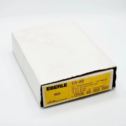 Eberle EA-88 Ein-/Ausgangsmodul 050848000000 erweitert bestehende Eberle Steuerungen um zusätzliche digitale I/O-Kanäle. Typische Anwendungen: Maschinen- und Anlagensteuerung, Gebäudeautomation, Heizungs- und Lüftungstechnik, Prozesssteuerungen.