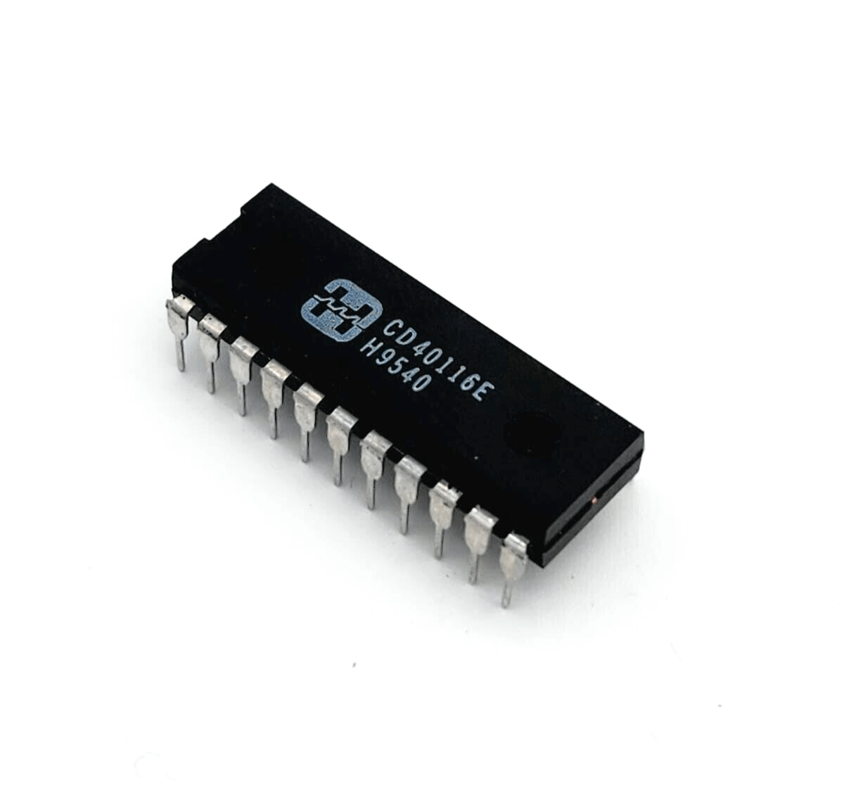 Harris CD40116E IC CMOS HIGH-SPEED 8-BIT BIDIRECTIONAL DIP22 microchip shown from side angle on white background.