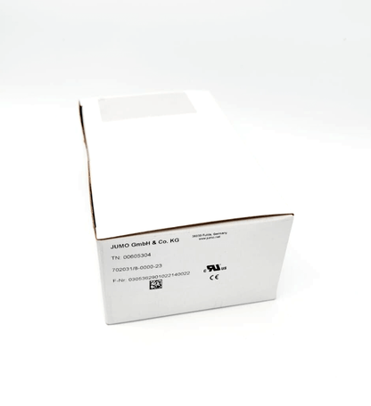 Box packaging of Jumo Quantrol 00605304 LC100 Kompaktregler, Universal-PID, 702031/8-0000-23, new and original.
