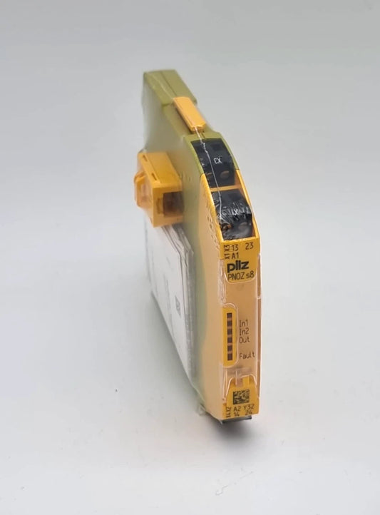 Pilz 750108 PNOZ s8 Kontakterweiterung 24VDC 2 n/o | sealed, shown in original packaging, ideal for safety and control systems.