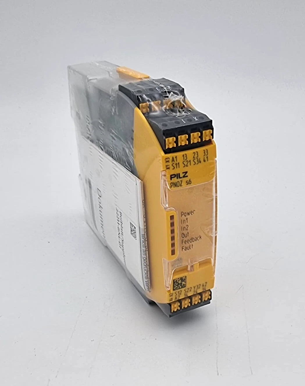 Pilz 751106 PNOZ s6 C Sicherheitsschaltgerät 24VDC 3 n/o 1 n/c | sealed, new and original packaging shown