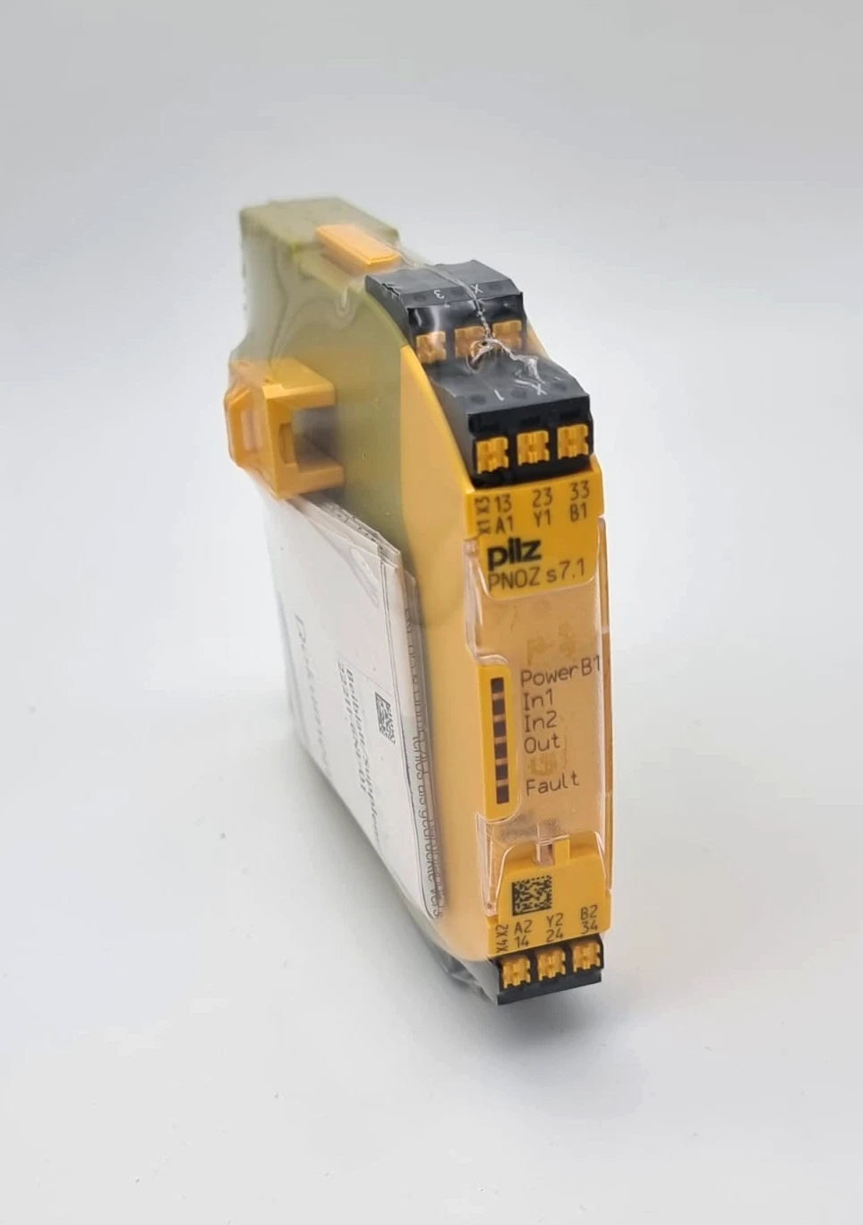 Pilz 751167 PNOZ s7.1 C Kontakterweiterung 24VDC 3 n/o cascade | sealed in original packaging