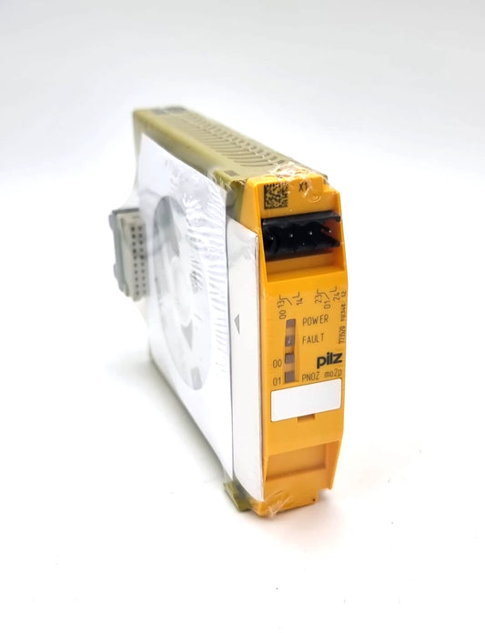Pilz 773520 PNOZ mo2p Erweiterungsmodul 2n/o | sealed, new and original packaging, safety relay extension module