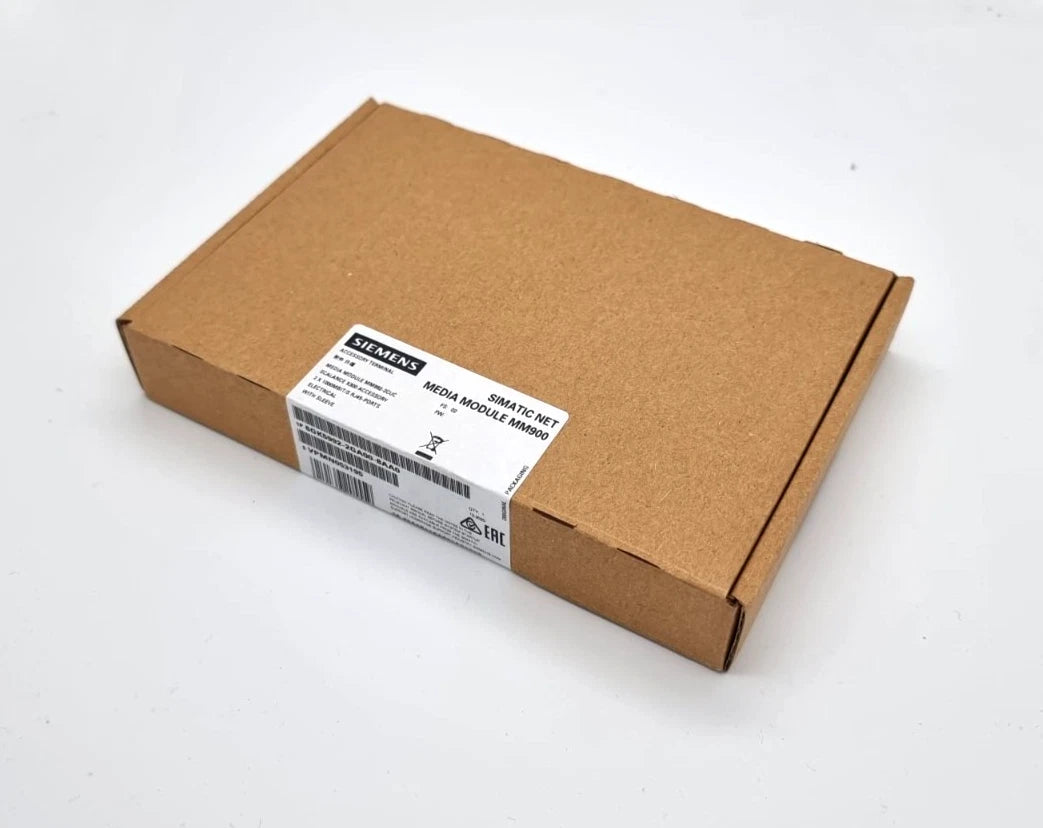 Sealed box of Siemens 6GK5992-2GA00-8AA0 Medienmodul MM992-2CUC, SCALANCE X media module packaging.
