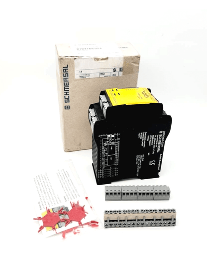 Schmersal 101178396 SRB400NE 230V safety relay with box and accessories, suitable for signal processing and use with non-contact end switches.