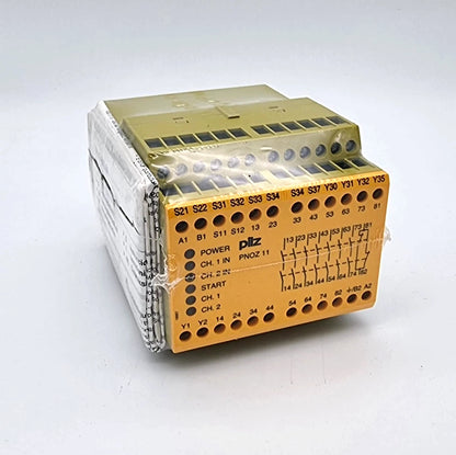 Pilz 774081 PNOZ 11 Sicherheitsschaltgerät 42VAC 24VDC 7n/o 1n/c | sealed in original packaging.