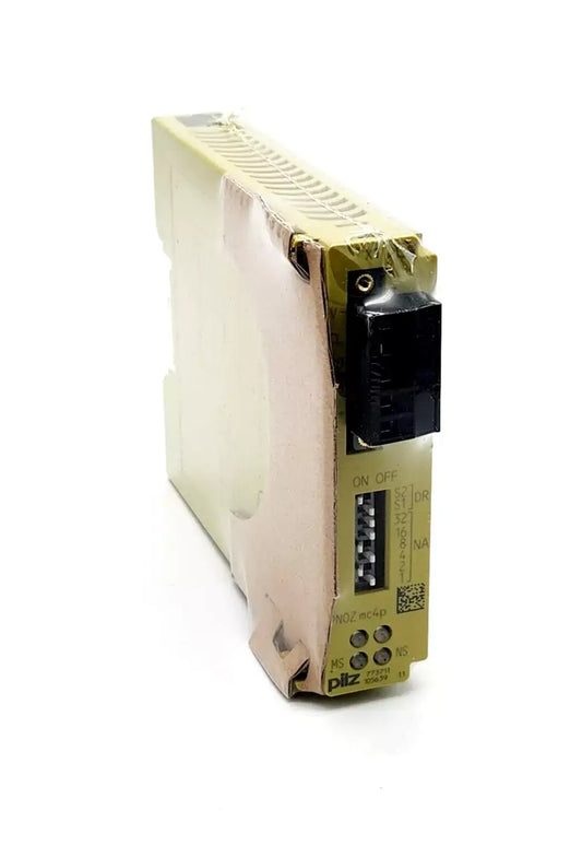 Pilz PNOZ mc4p DeviceNet 2 configurable controller, model 773711, for connecting PNOZmulti Classic to DeviceNet network.
