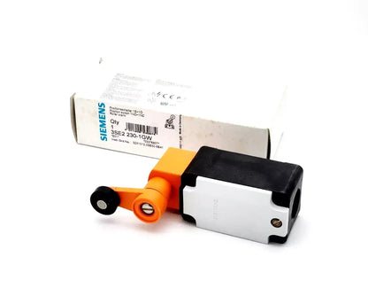 Siemens 3SE2230-1GW IP65 enclosed position switch with swivel lever and M20 cable entry.