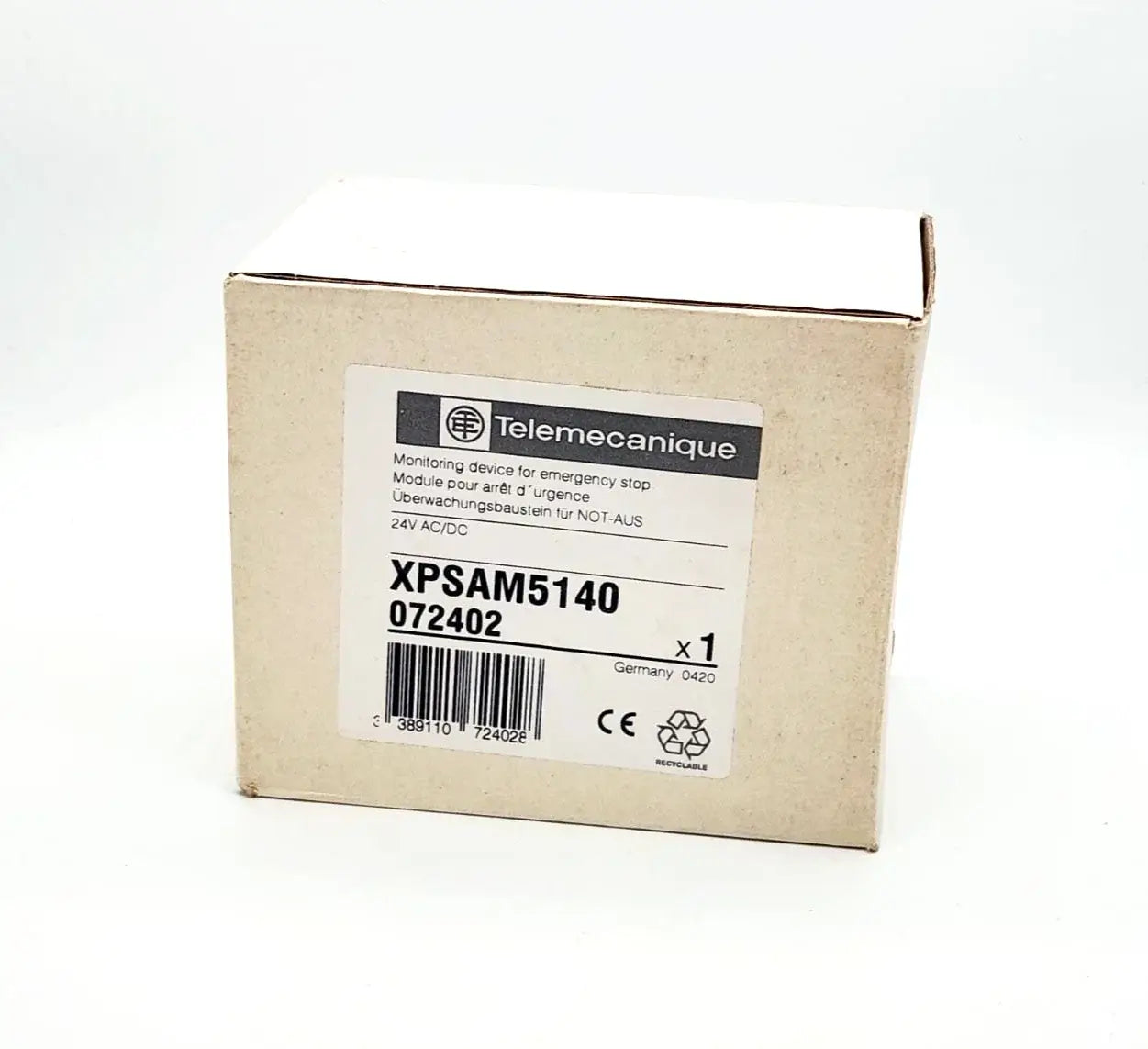 Telemecanique XPSAM5140 safety relay box, item 072402, new and sealed, for emergency stop and monitoring applications, 24V AC/DC.