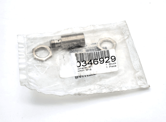 Balluff BES00R6 Inductive Standard Sensor BES 516-326-E5-C-S4 packaging with accessory components.