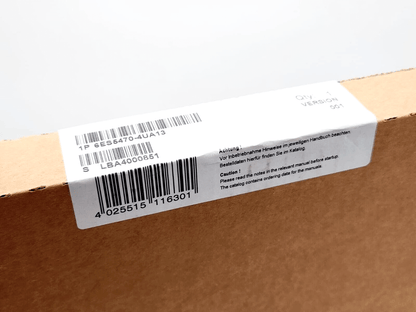 Box labeled Siemens 6ES5470-4UA13 SIMATIC S5, showing barcode and model details.