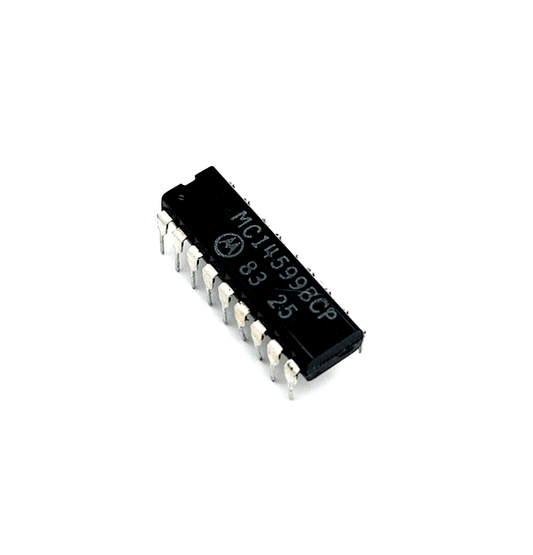 Motorola MC14599BCP IC DIP18 integrated circuit with 18 pins, black component, top view