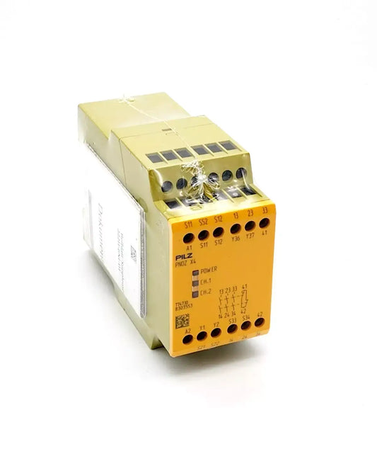 Pilz 774730 PNOZ X4 safety relay, 24VDC, 3NO 1NC output, front view showing input connectors and control interface.