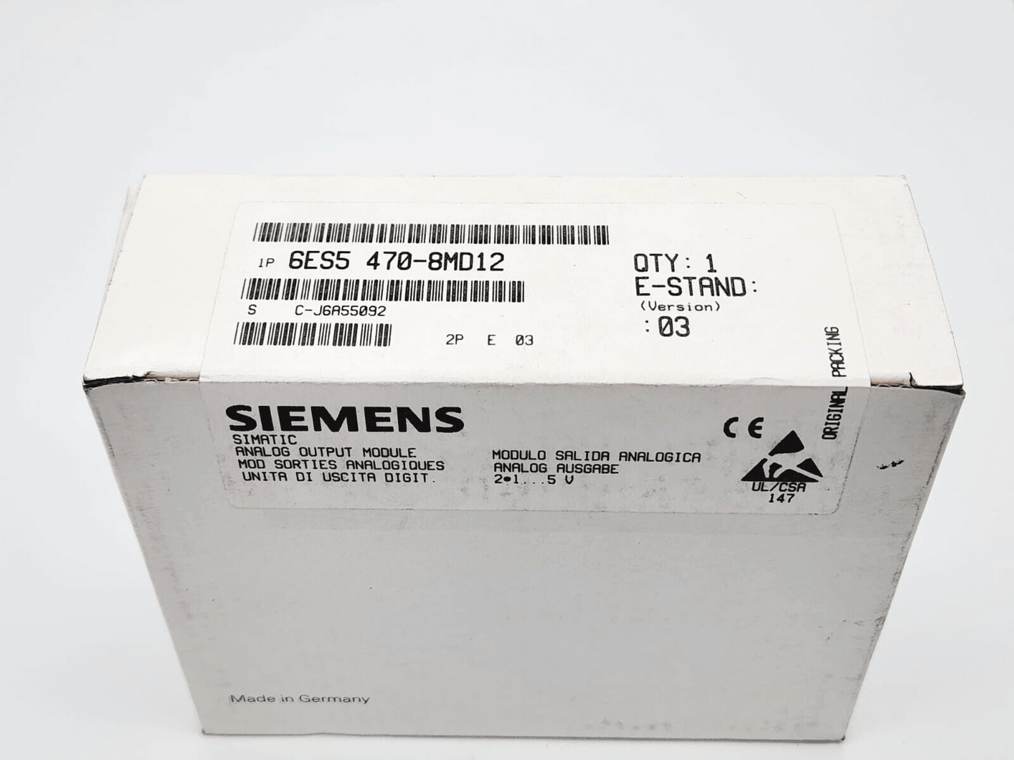 Siemens 6ES5470-8MD12 SIMATIC S5 Analog Output Module Box with product details and model number visible on the packaging.