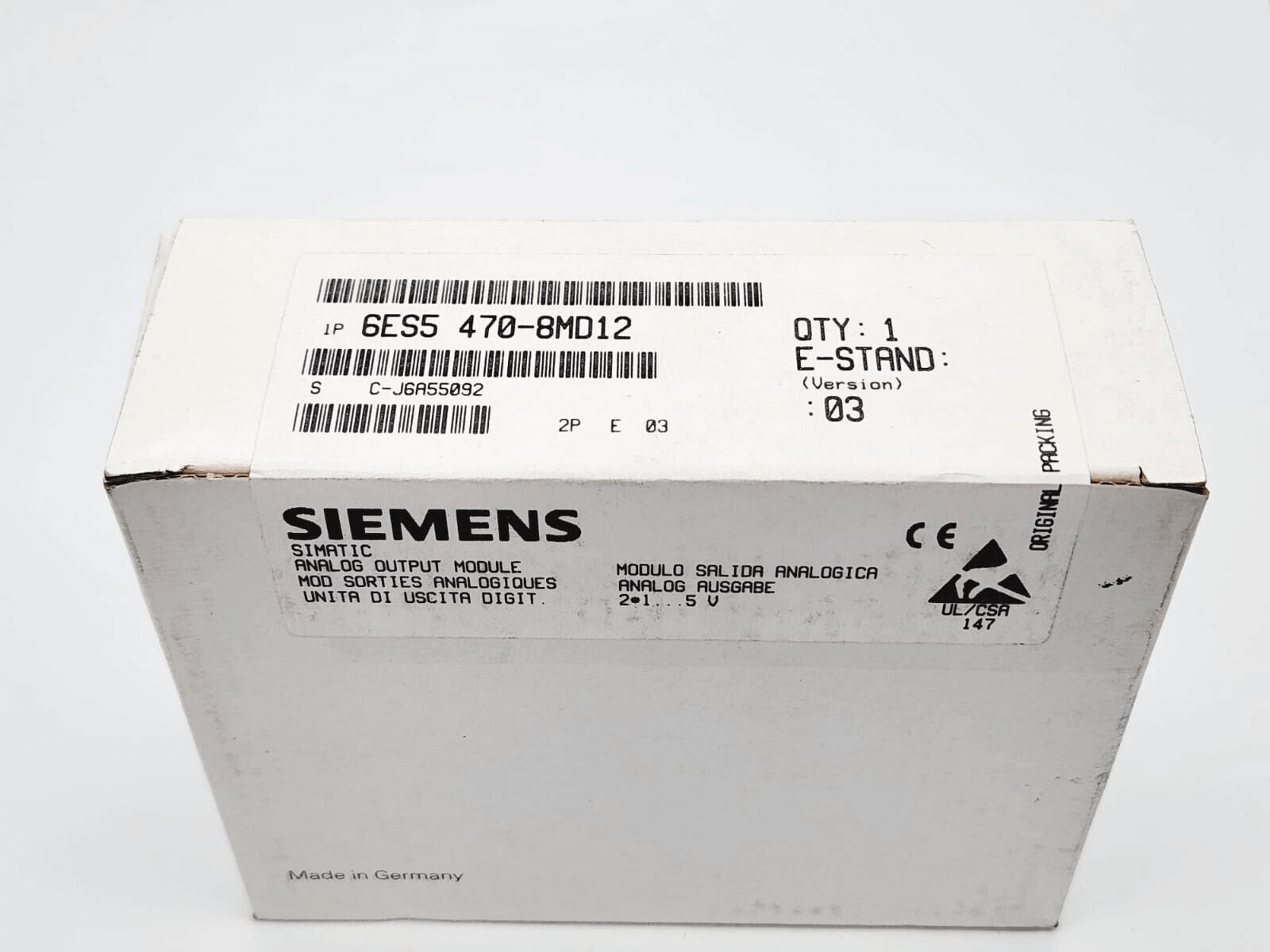 Siemens 6ES5470-8MD12 SIMATIC S5 Analog Output Module Box with product details and model number visible on the packaging.