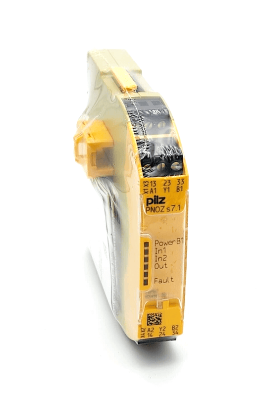 Pilz PNOZ s7.1 safety relay, 24VDC, 3 n/o cascade, with pluggable screw terminals for safety controls