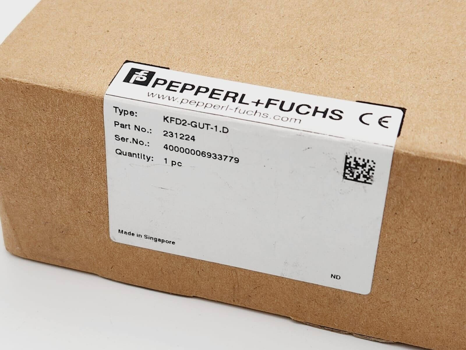 Cardboard box labelled with Pepperl+Fuchs KFD2-GUT-1.D, Part No. 231224, made in Singapore.