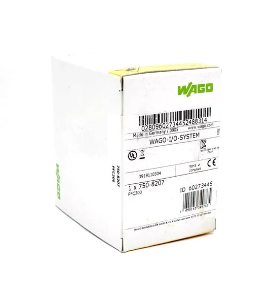 Box packaging of Wago 750-8207 Controller PFC200 with labels and branding visible.